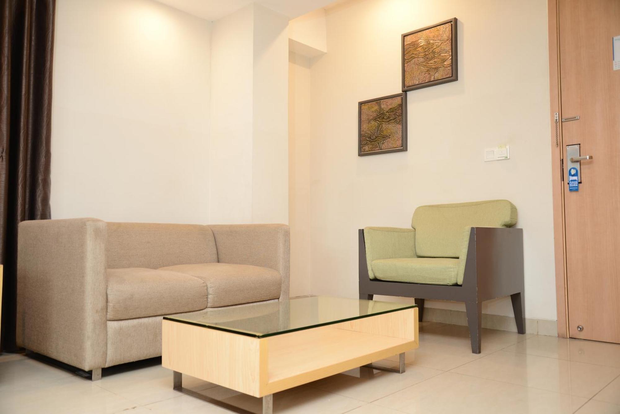Metland Hotel Cirebon Esterno foto
