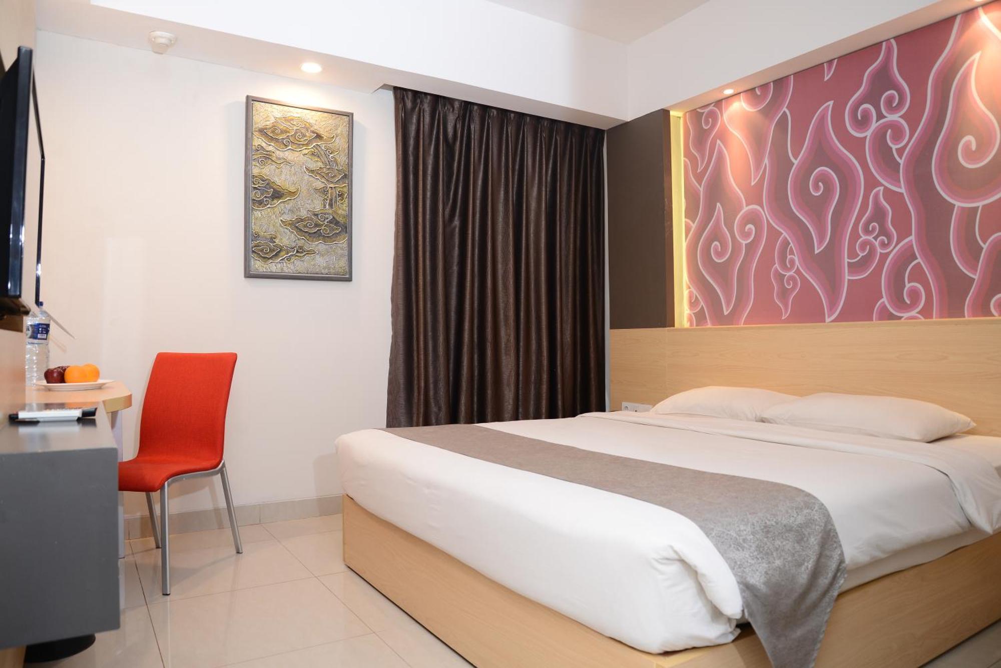 Metland Hotel Cirebon Esterno foto